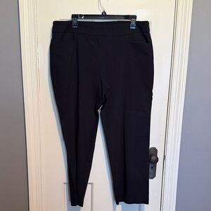 Time and Tru Black Cropped Women's Pants (16-18 Petite). Inseam 26”